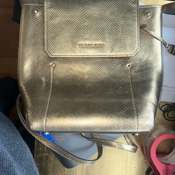 Women's Michael Kors Python Embossed Gold Snap Close Backpack w/ Straps!!!!! - Picture 8 of 8